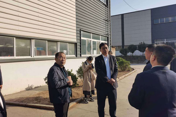 平陰縣委書記楊旭東來公司視察